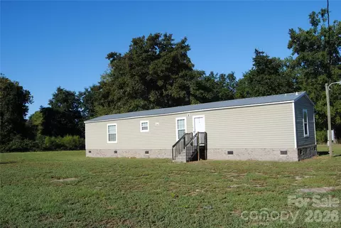 2759 Lockhart Rd, Kershaw, SC 29067