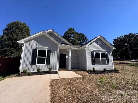 1106 Montcalm St, Charlotte, NC 28208