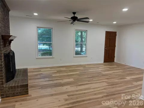 Living - 503 E Wilson St, Wingate, NC 28174 photo 2 of 3