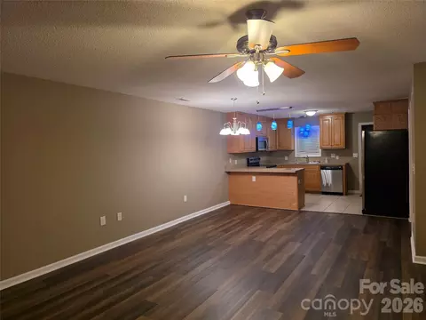 Living - 505 2nd Street Ne E2 Pl NE #E2, Conover, NC 28613 photo 1 of 3