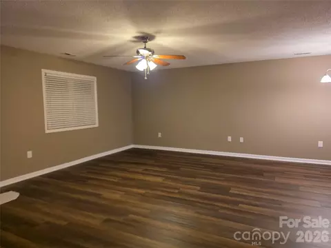 Living - 505 2nd Street Ne E2 Pl NE #E2, Conover, NC 28613 photo 3 of 3