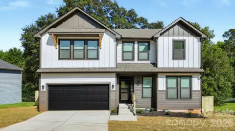 217 Price 56 St #56, Mount Holly, NC 28120