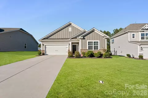 2102 Sabra St, Gastonia, NC 28054