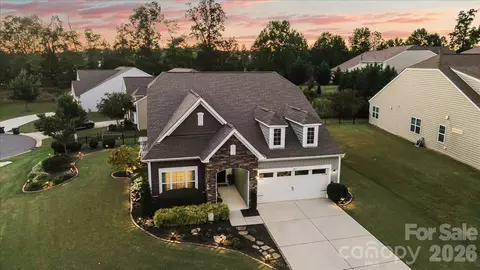 2003 Harvest Time Ln, Waxhaw, NC 28173