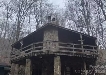 71 Laurel Ridge Dr, Spruce Pine, NC 28777
