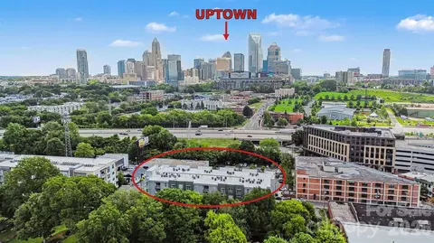 630 Calvert 301 St #301, Charlotte, NC 28208