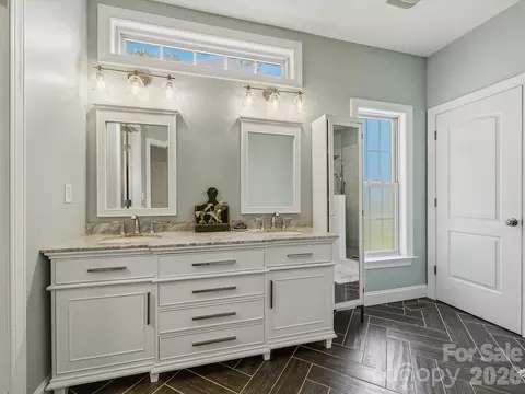 Bath - 21325 Summerbrook Dr, Cornelius, NC 28031 photo 1 of 3