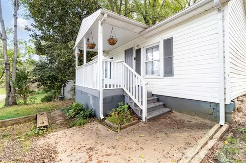 603 8th Ave, Gastonia, NC 28054