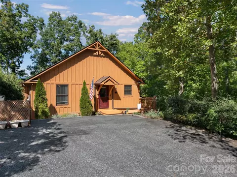 Exterior - 5 Chalet Ct, Mill Spring, NC 28756 photo 5 of 6