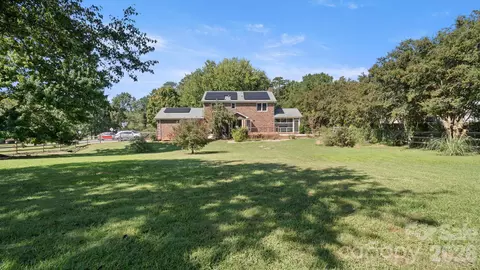 Exterior - 408 Baucom Deese Rd, Monroe, NC 28110 photo 5 of 9