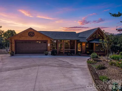 762 Valley View Dr, Bostic, NC 28018