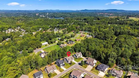 View/Area - 3901 12th Ne St NE, Hickory, NC 28601 photo 4 of 4