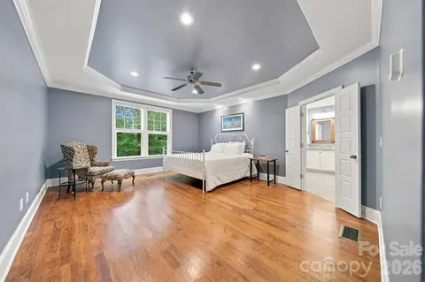 Bedroom - 3901 12th Ne St NE, Hickory, NC 28601 photo 2 of 4