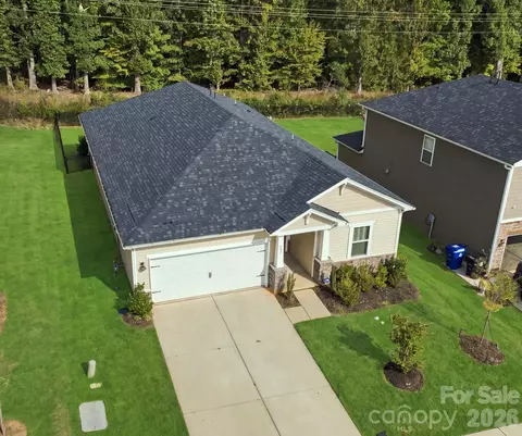 151 Bird Dog Dr, Mooresville, NC 28115