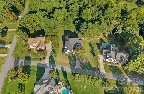 View/Area - 2504 Stoneview Ct, Denver, NC 28037 photo 1 of 2
