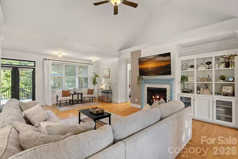 Living - 2504 Stoneview Ct, Denver, NC 28037 photo 1 of 4