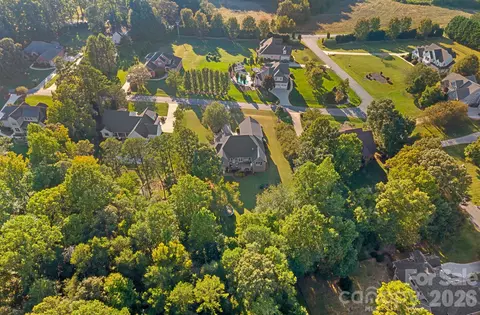 View/Area - 2504 Stoneview Ct, Denver, NC 28037 photo 2 of 2