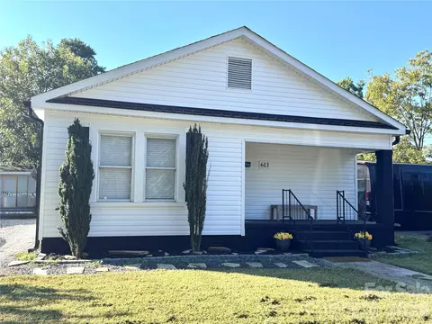 613 Gum St, Mooresville, NC 28115