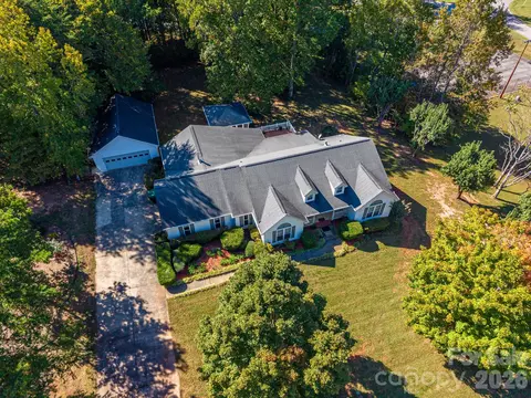 View/Area - 2545 Les Ln, Denver, NC 28037 photo 1 of 3