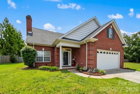 3310 Brickwood Cir, Midland, NC 28107