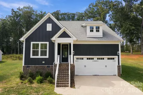 3198 Timber Run Ln, Maiden, NC 28650