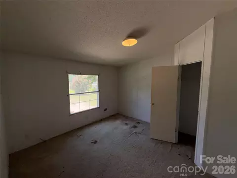 Bedroom - 176 Mandy Ln, Union, SC 29379 photo 3 of 4