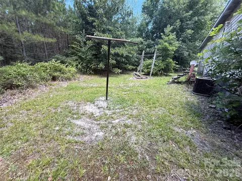 Exterior - 176 Mandy Ln, Union, SC 29379 photo 3 of 6