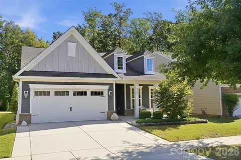 8122 Asher Chase Trl, Lancaster, SC 29720