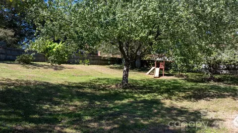 Exterior - 3675 10th St, Hickory, NC 28601 photo 3 of 3