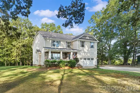 Exterior - 5316 Griffith Rd, Monroe, NC 28112 photo 2 of 4