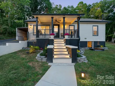 24 Blessing Way, Burnsville, NC 28714