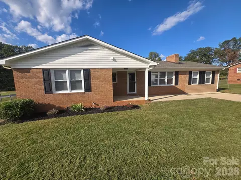 421 Nixon Rd, Statesville, NC 28625