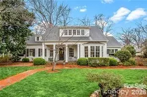 2015 Chambwood Dr, Charlotte, NC 28205