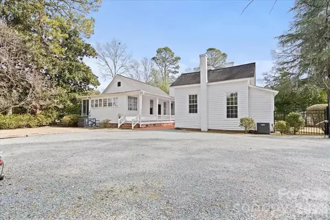 Exterior - 310 Kershaw St, Cheraw, SC 29520 photo 2 of 5