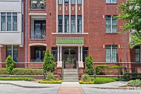 2810 Selwyn 209 Ave #209, Charlotte, NC 28209