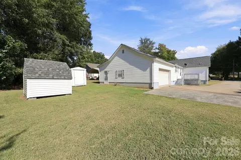 Exterior - 609 Poplar Ave, Kannapolis, NC 28081 photo 10 of 10