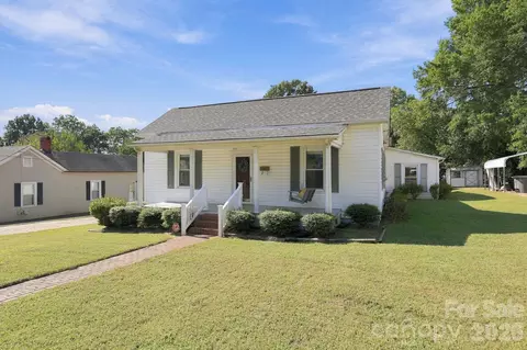 Exterior - 609 Poplar Ave, Kannapolis, NC 28081 photo 6 of 10