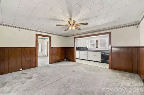 Living - 609 Poplar Ave, Kannapolis, NC 28081 photo 9 of 10