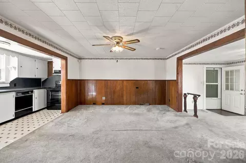Living - 609 Poplar Ave, Kannapolis, NC 28081 photo 6 of 10
