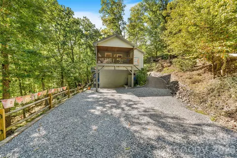 Exterior - 115 Laurel Wood Dr, Mars Hill, NC 28754 photo 8 of 11