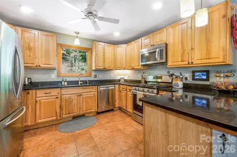 Kitchen - 115 Laurel Wood Dr, Mars Hill, NC 28754 photo 2 of 2