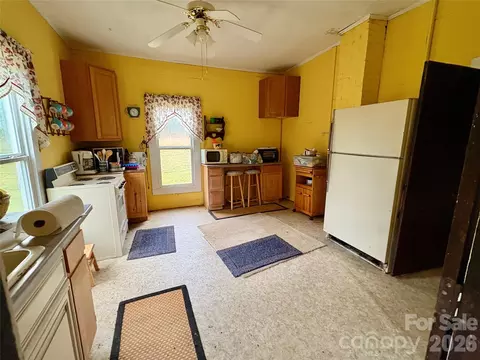 292 Williamsburg Rd, Olin, NC 28660 photo 22