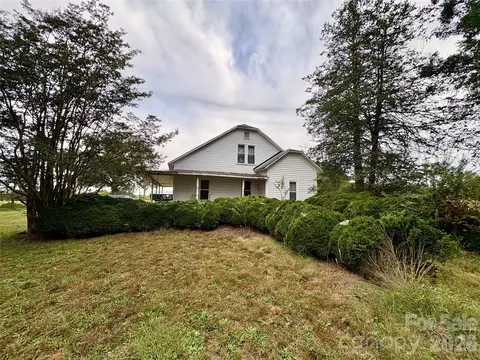 292 Williamsburg Rd, Olin, NC 28660 photo 17