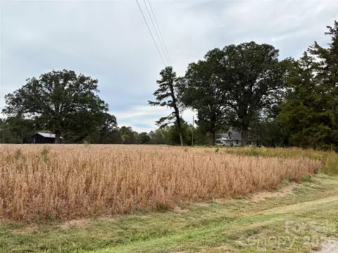 292 Williamsburg Rd, Olin, NC 28660 photo 7