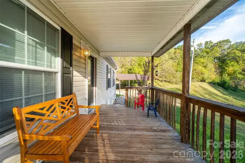 Exterior - 23 Yorkie Dr, Clyde, NC 28721 photo 2 of 3