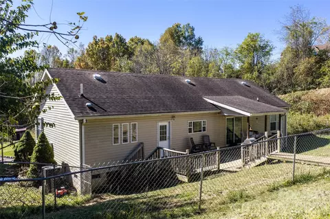 Exterior - 23 Yorkie Dr, Clyde, NC 28721 photo 6 of 6