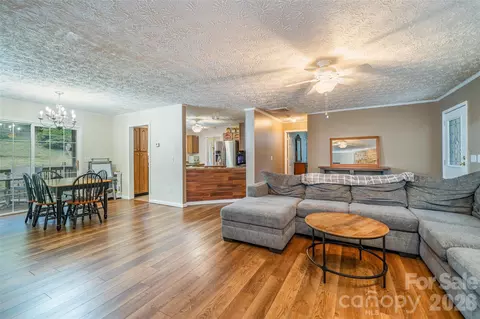 Living - 23 Yorkie Dr, Clyde, NC 28721 photo 2 of 2