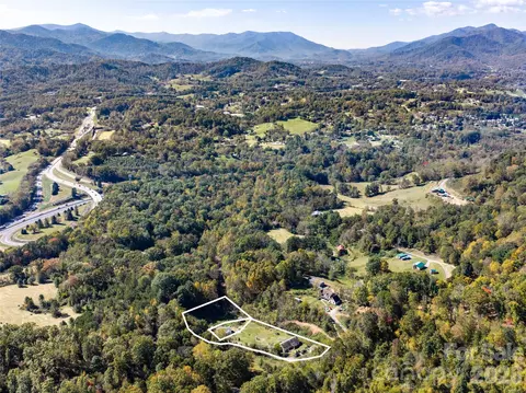 View/Area - 23 Yorkie Dr, Clyde, NC 28721 photo 1 of 2