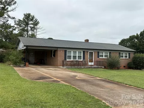 152 Hazelwood Rd, Forest City, NC 28043