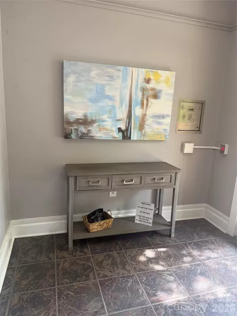 404 Laurel 33 Ave #33, Charlotte, NC 28204